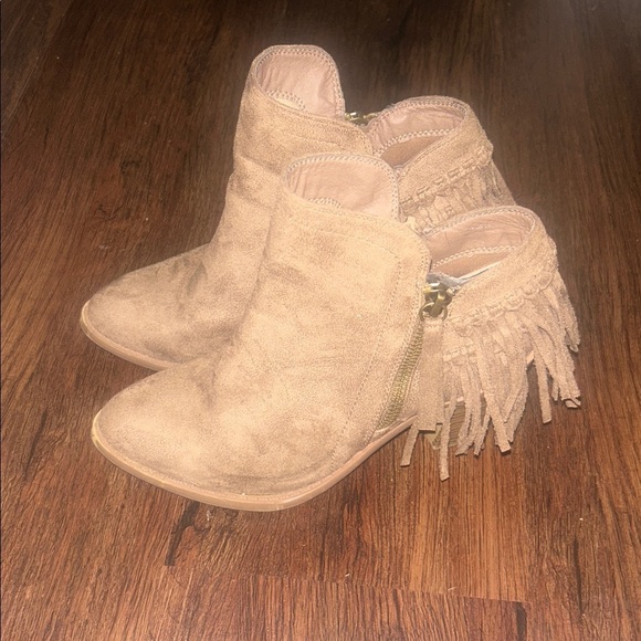 Charlotte Russe Shoes - Charlotte Russe tan tassel pointed toe ankle booties/boots size 6